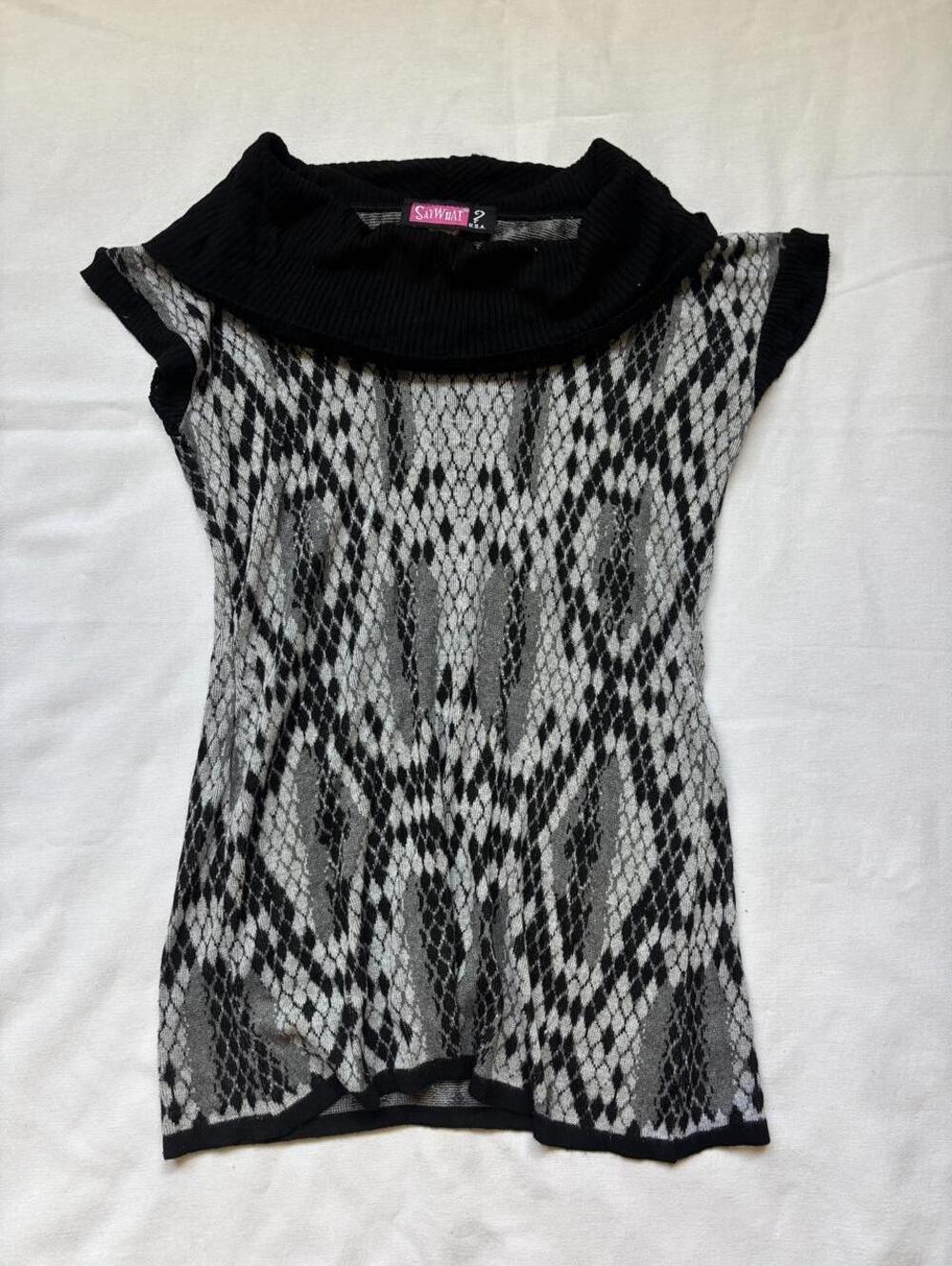 y2k Say What? black & gray snake print top size sm/med